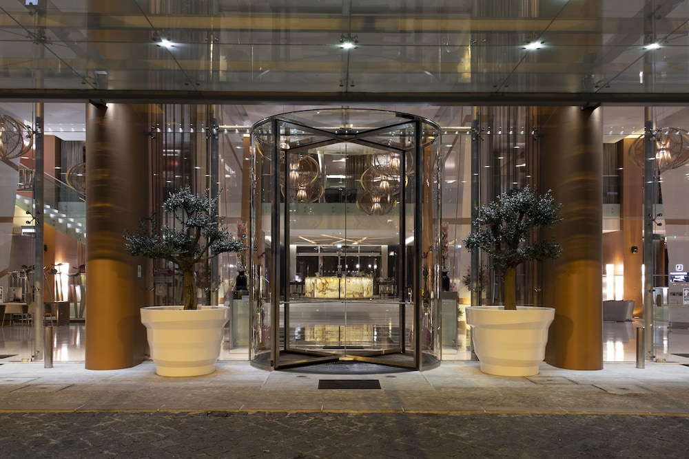 EPIC SANA Lisboa Hotel — Hotel building in Lisbon, Lisboa
