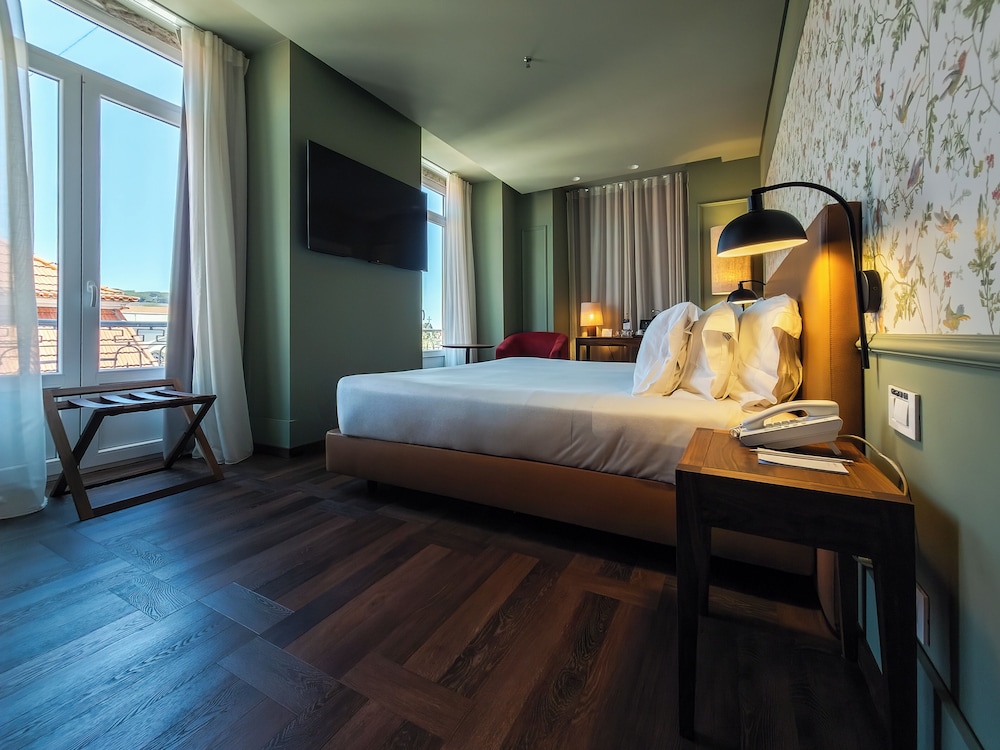 Lisboa Carmo Hotel - zdjęcie 4