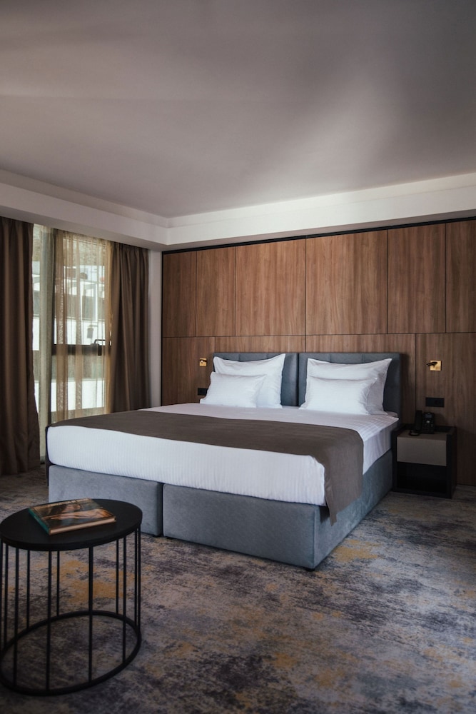 City Hotel Dubrovnik — Hotel rooms in Dubrovnik, Dubrovnik-Neretva