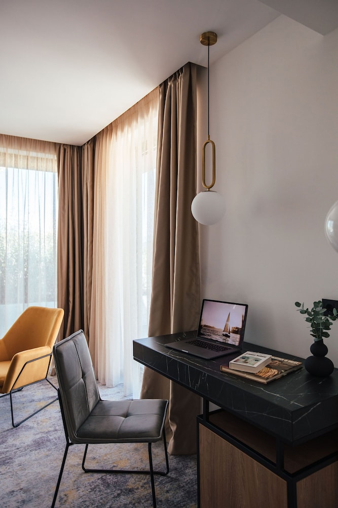 City Hotel Dubrovnik — Hotel rooms in Dubrovnik, Dubrovnik-Neretva