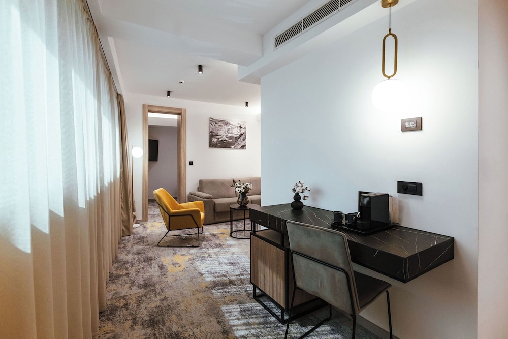 City Hotel Dubrovnik — Hotel rooms in Dubrovnik, Dubrovnik-Neretva