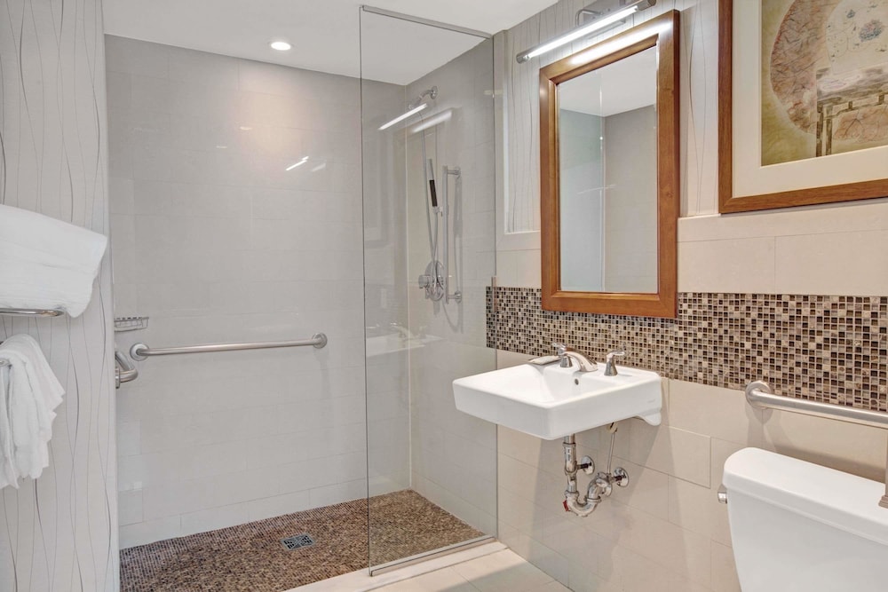 Wyndham Garden Chinatown — Hotel rooms in New York City, New York State