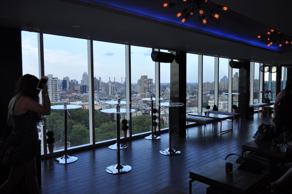 Wyndham Garden Chinatown — Restaurant & bars in New York City, New York State