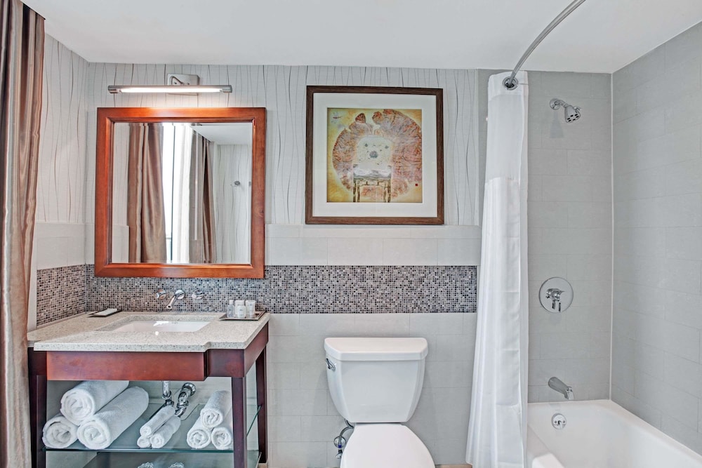Wyndham Garden Chinatown — Hotel rooms in New York City, New York State