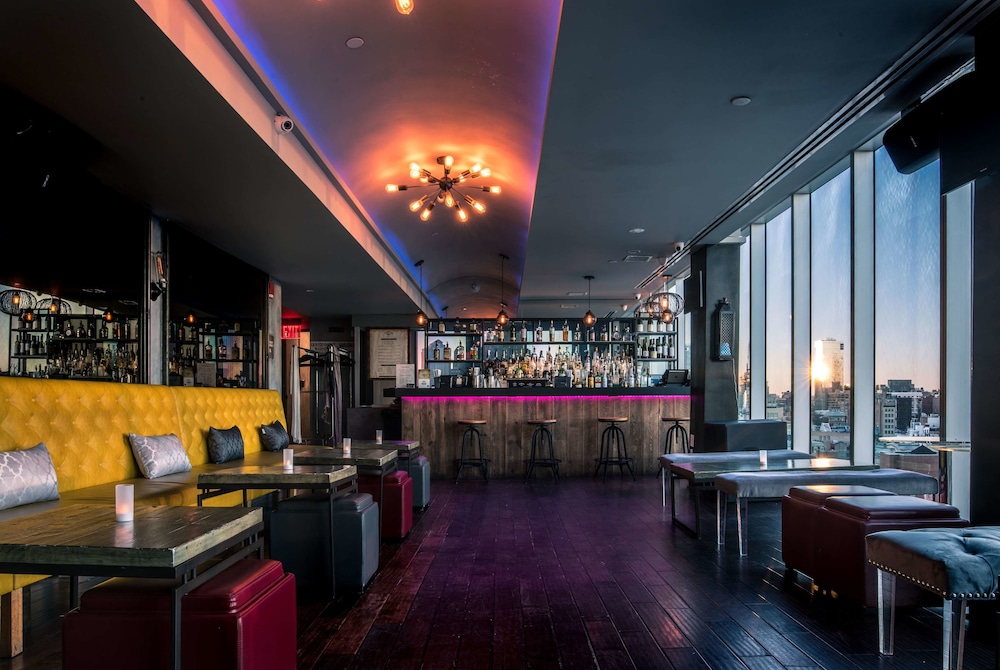 Wyndham Garden Chinatown — Restaurant & bars in New York City, New York State