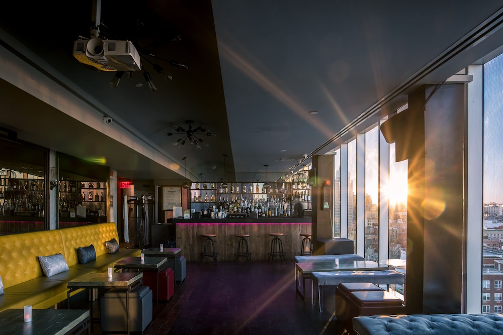 Wyndham Garden Chinatown — Restaurant & bars in New York City, New York State