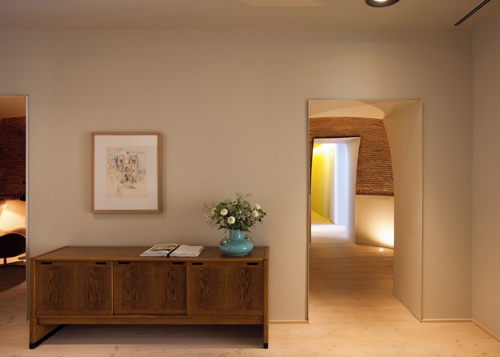 Memmo Alfama - Design Hotels — Hotel rooms in Lisbon, Lisboa