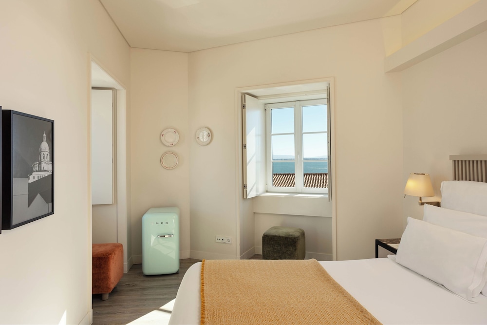Memmo Alfama - Design Hotels — Hotel rooms in Lisbon, Lisboa