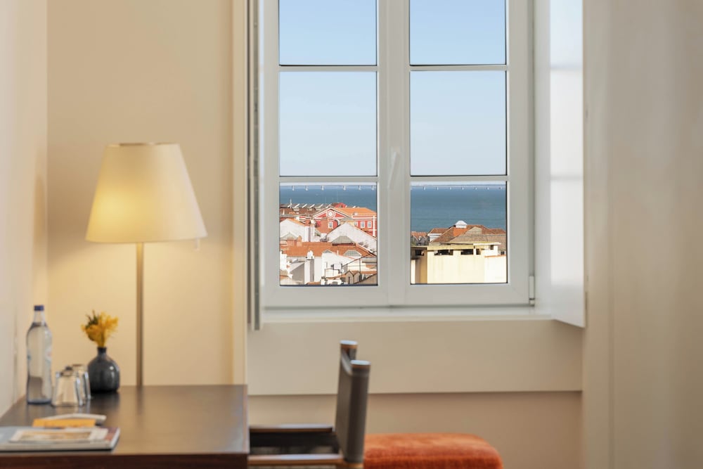 Memmo Alfama - Design Hotels — Hotel rooms in Lisbon, Lisboa