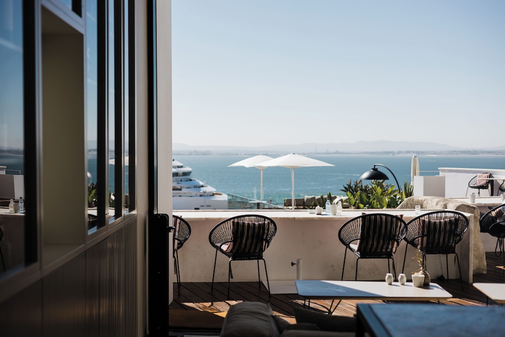 Memmo Alfama - Design Hotels — Main photo in Lisbon, Lisboa
