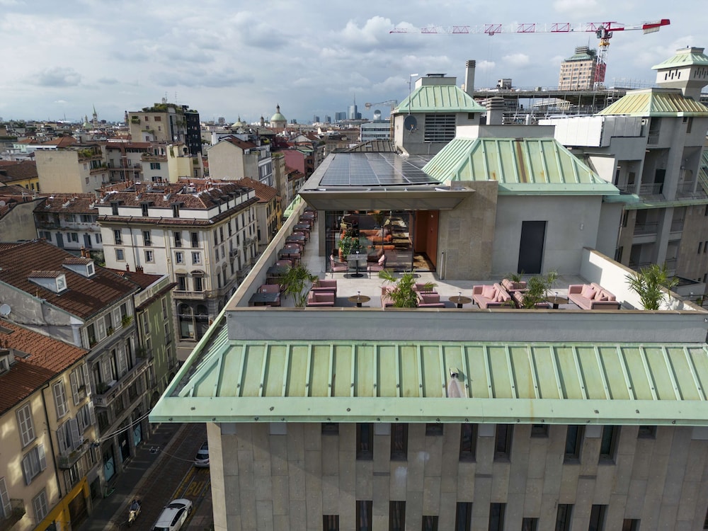 Radisson Collection Hotel, Santa Sofia Milan — Restaurant & bars in Milan, Lombardy
