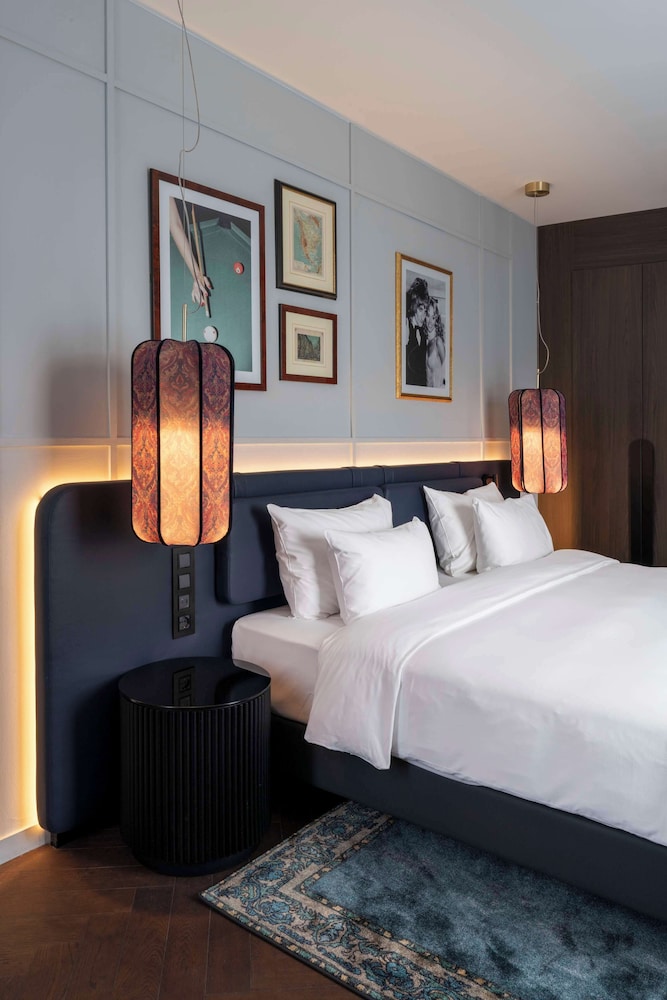 Radisson Collection Hotel, Santa Sofia Milan — Hotel rooms in Milan, Lombardy