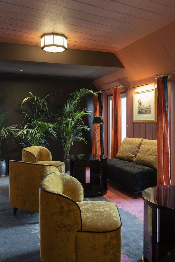Radisson Collection Hotel, Santa Sofia Milan — Hotel rooms in Milan, Lombardy