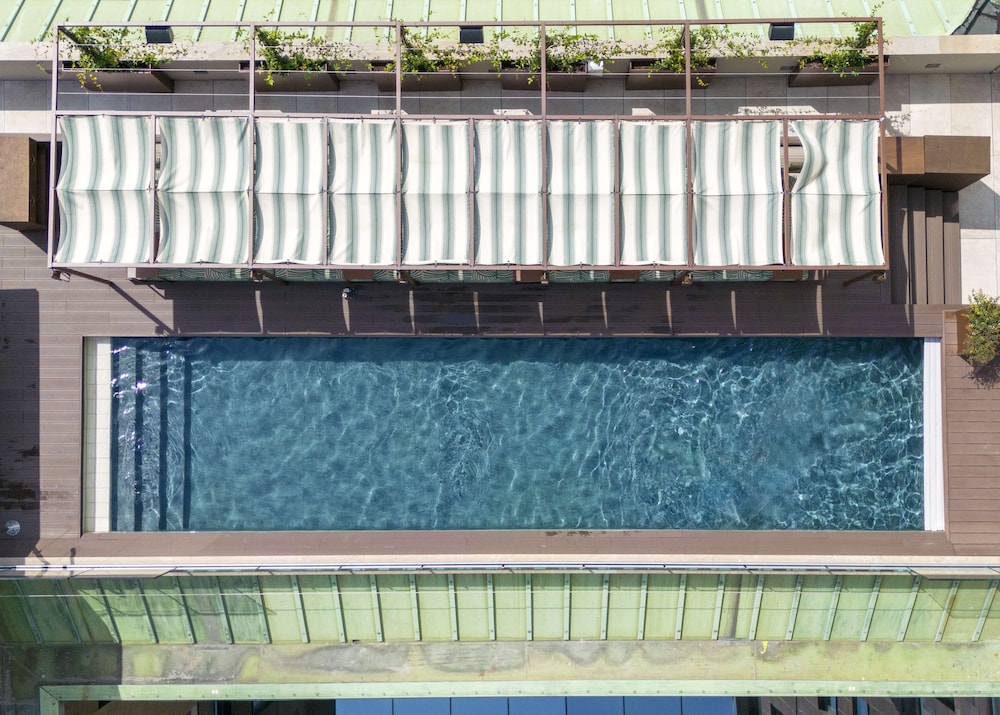Radisson Collection Hotel, Santa Sofia Milan — Swimming pool in Milan, Lombardy