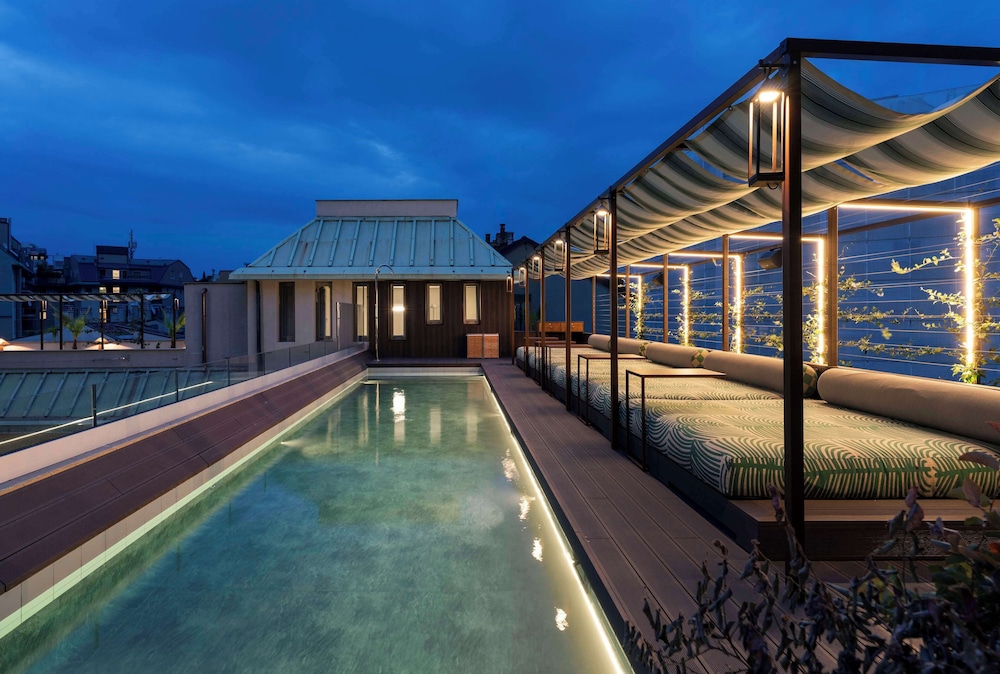 Radisson Collection Hotel, Santa Sofia Milan — Swimming pool in Milan, Lombardy
