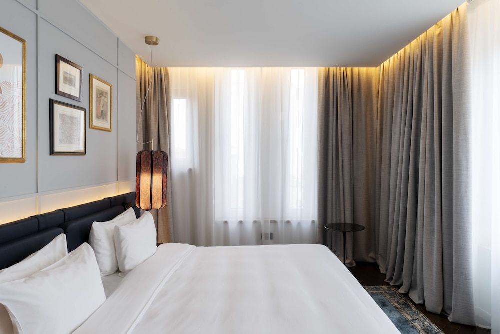 Radisson Collection Hotel, Santa Sofia Milan — Hotel rooms in Milan, Lombardy