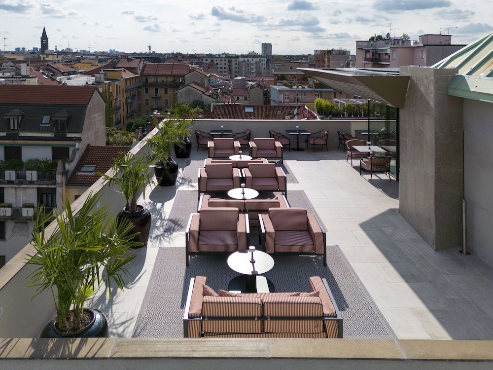 Radisson Collection Hotel, Santa Sofia Milan — Restaurant & bars in Milan, Lombardy
