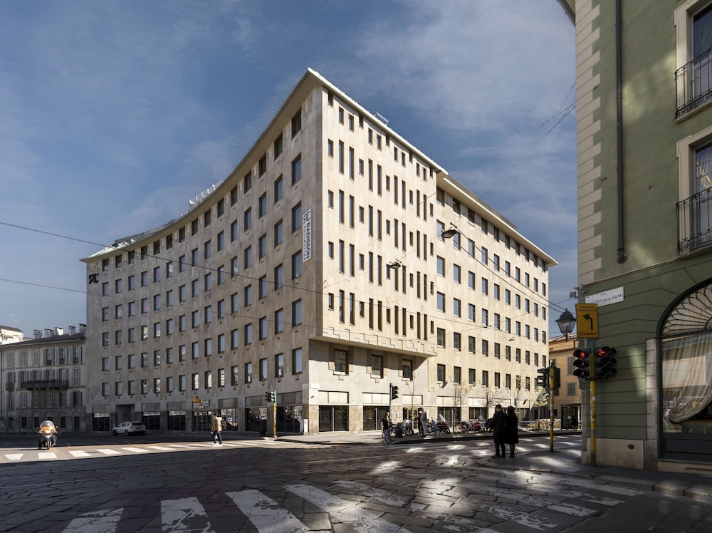 Radisson Collection Hotel, Santa Sofia Milan — Hotel building in Milan, Lombardy