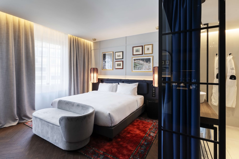 Radisson Collection Hotel, Santa Sofia Milan — Hotel rooms in Milan, Lombardy