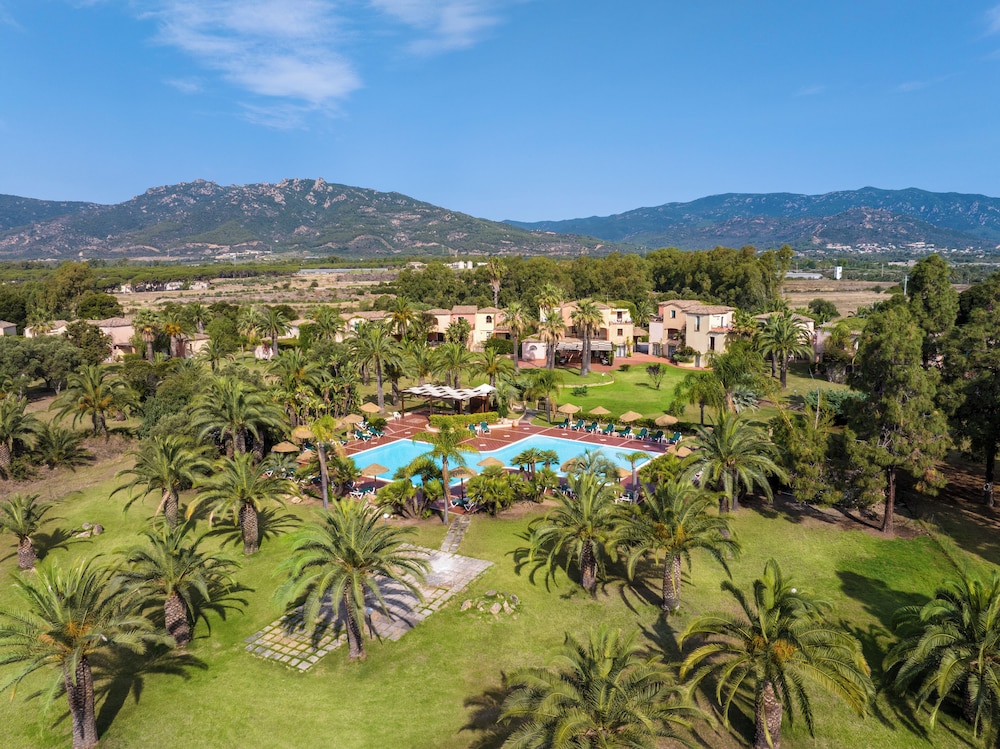 Residence Baia delle Palme — Main photo in Santa Margherita di Pula, Sardinia