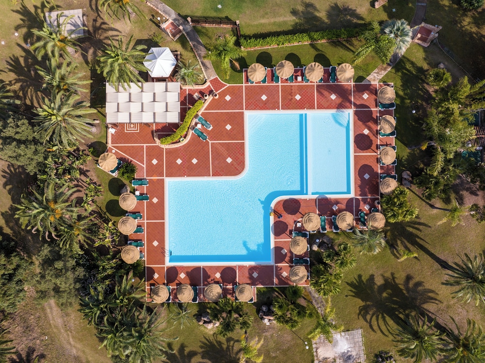 Residence Baia delle Palme — Swimming pool in Santa Margherita di Pula, Sardinia
