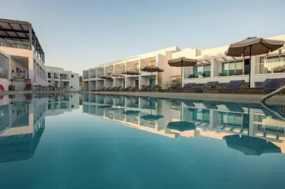 Mirage Bleu Hotel