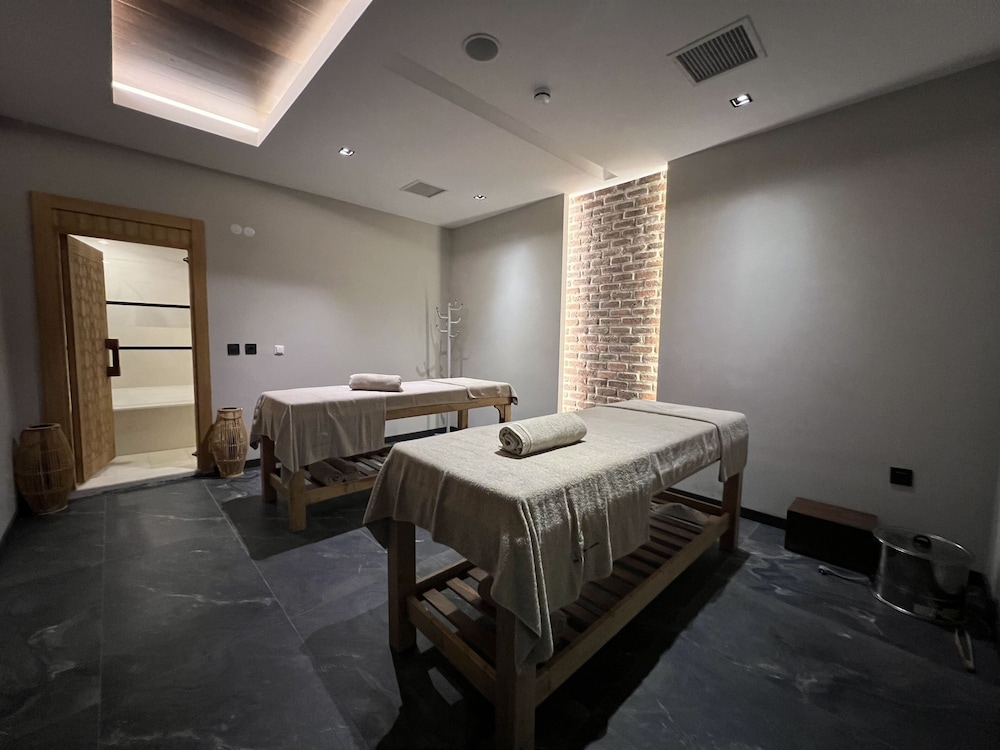Batıhan Vadi Hotel — Spa in Kuşadası, Aydin