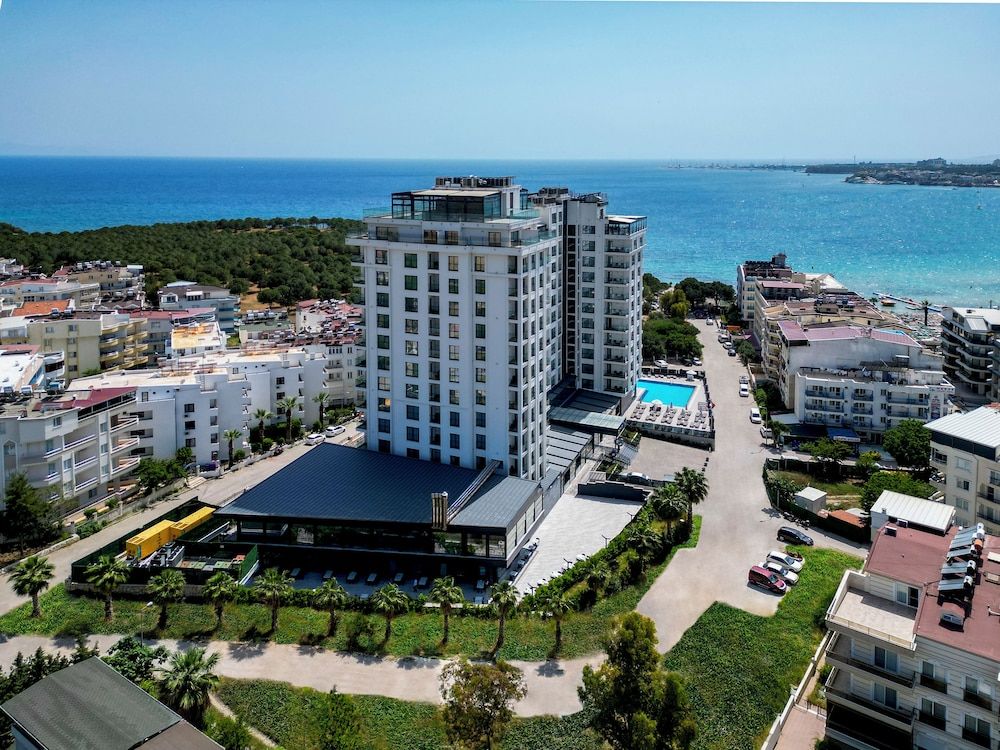CITY POINT BEACH & SPA HOTEL image