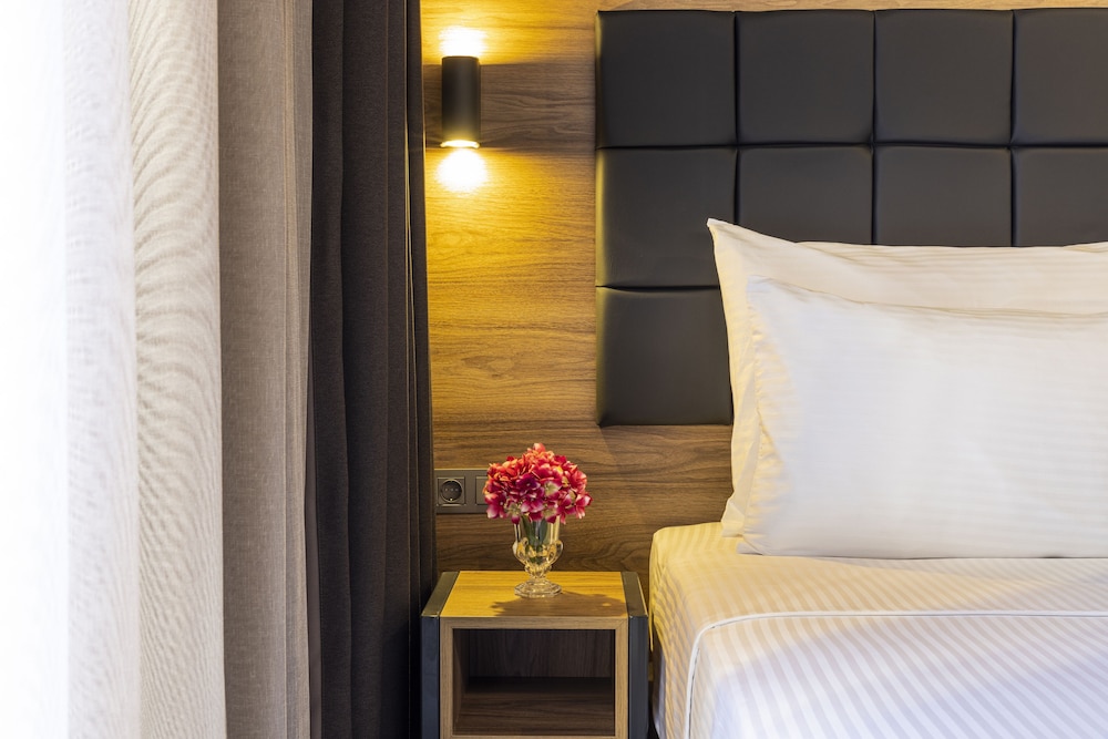 Marius Hotel — Hotel rooms in Istanbul, Istanbul