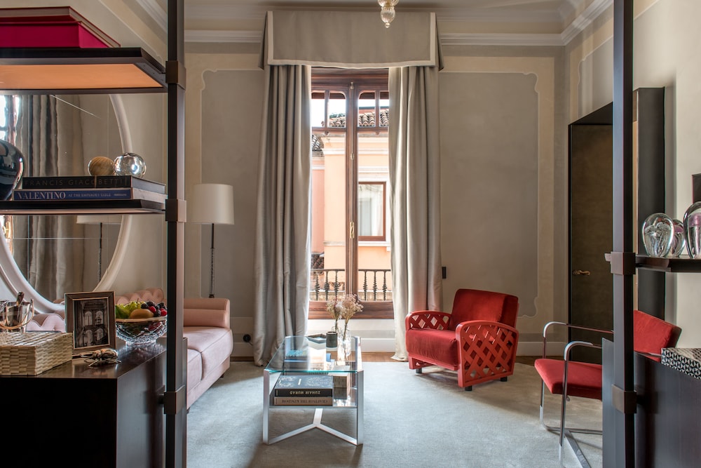 Nolinski Venezia - Evok Collection — Hotel rooms in Venice, Veneto