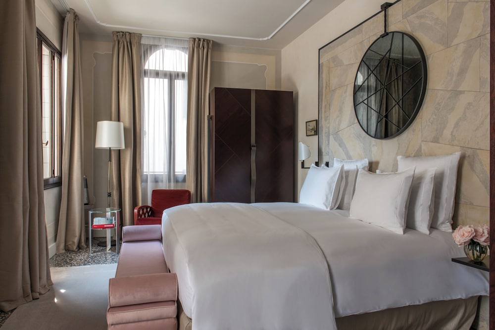 Nolinski Venezia - Evok Collection — Hotel rooms in Venice, Veneto