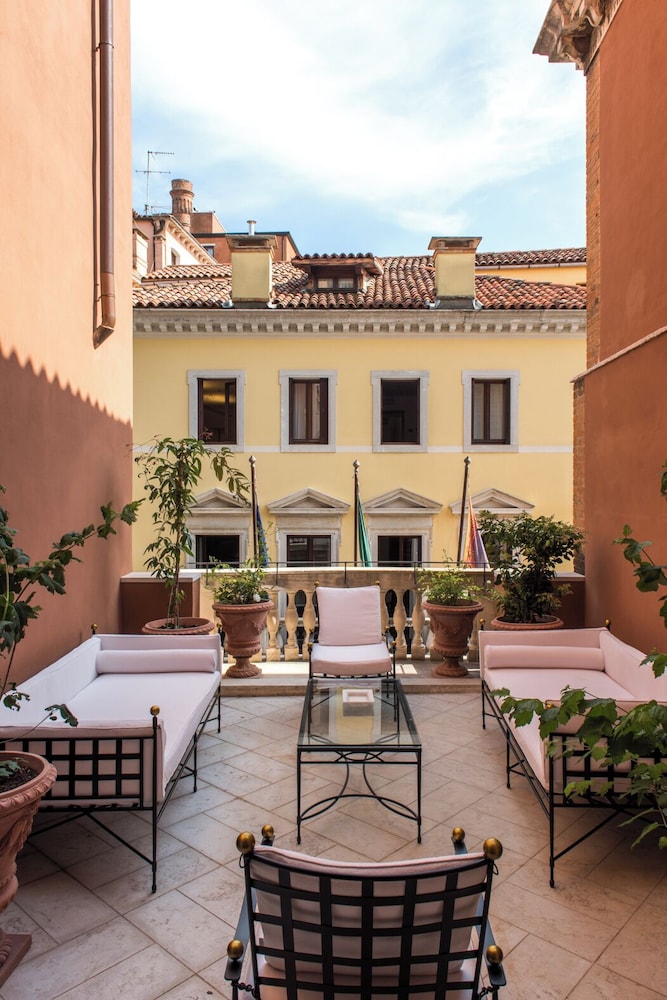 Nolinski Venezia - Evok Collection — Hotel building in Venice, Veneto