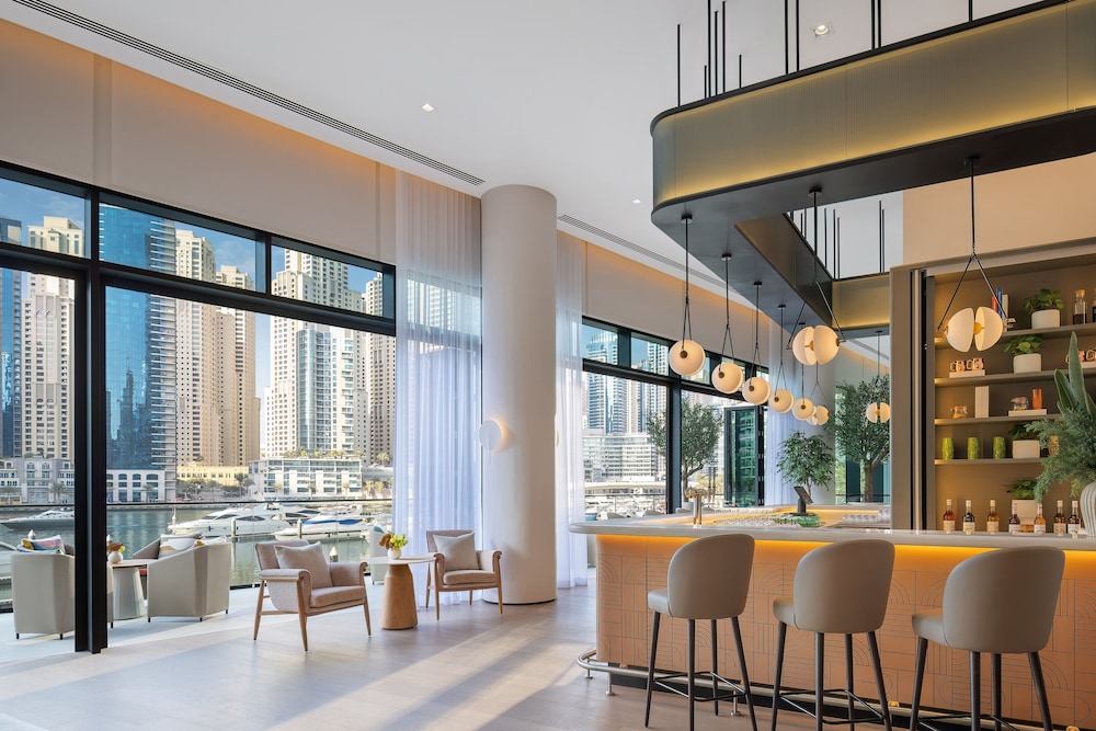 Vida Dubai Marina & Yacht Club — Restaurant & bars in Dubai