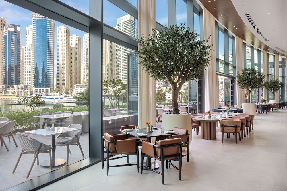 Vida Dubai Marina & Yacht Club — Restaurant & bars in Dubai