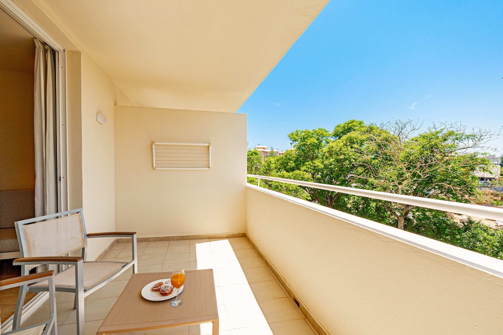 Intelier Rosella Hotel by Intelier Hotels & Suites — Hotel rooms in Sa Coma, Balearic Islands