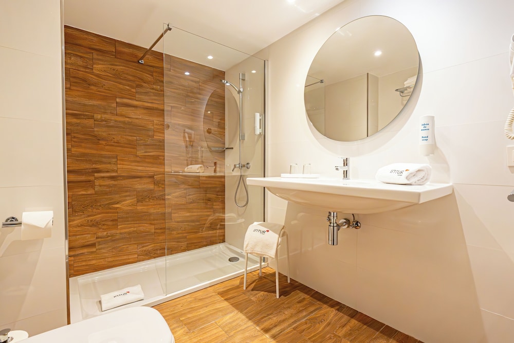 Intelier Rosella Hotel by Intelier Hotels & Suites — Hotel rooms in Sa Coma, Balearic Islands