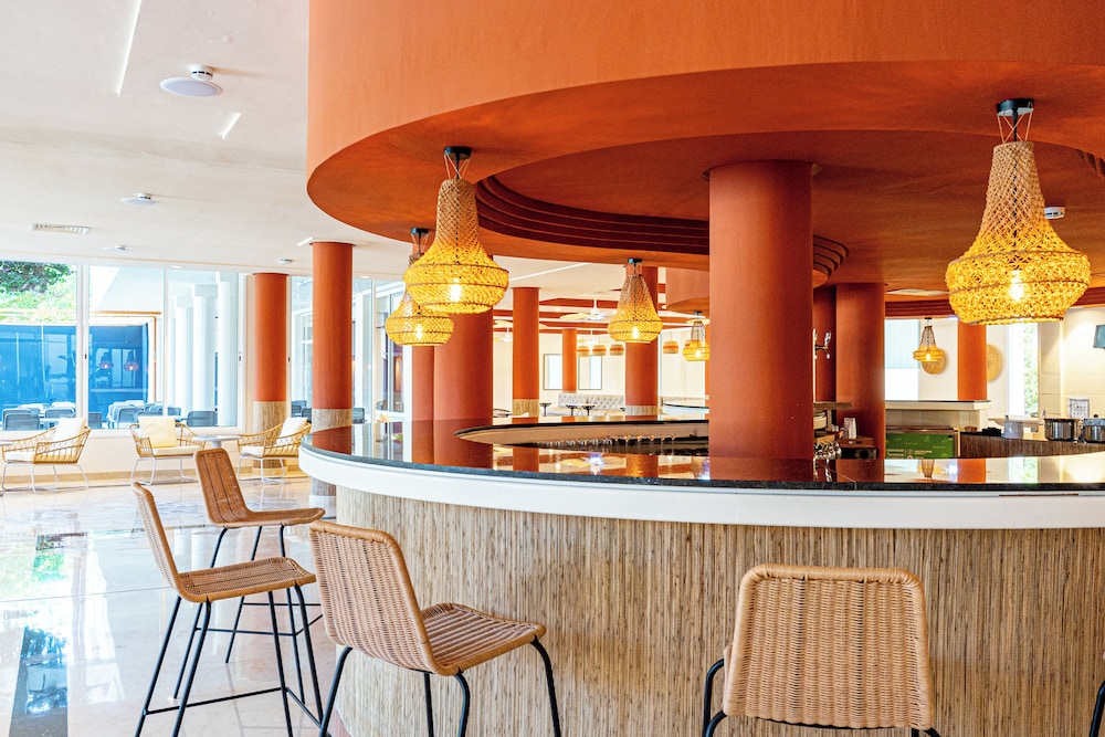 Intelier Rosella Hotel by Intelier Hotels & Suites — Restaurant & bars in Sa Coma, Balearic Islands