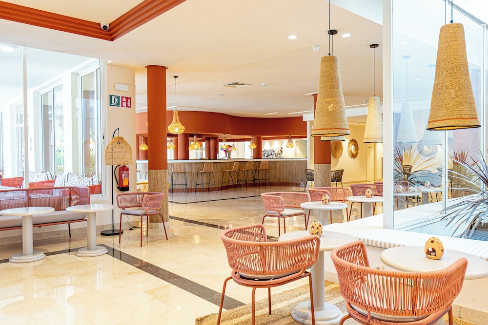 Intelier Rosella Hotel by Intelier Hotels & Suites — Restaurant & bars in Sa Coma, Balearic Islands