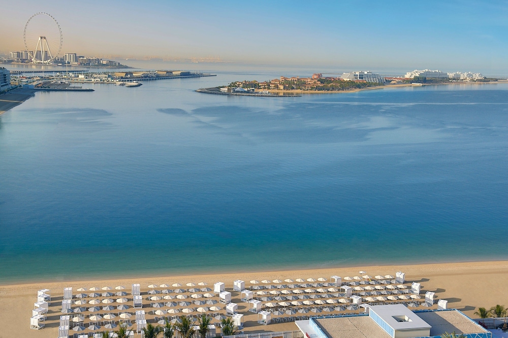 Marriott Resort Palm Jumeirah, Dubai — Beach in Dubai