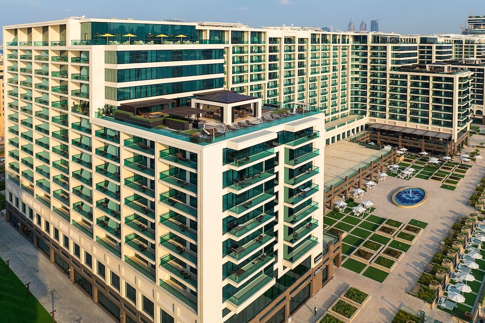 Marriott Resort Palm Jumeirah, Dubai — Hotel building in Dubai