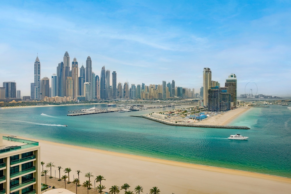 Marriott Resort Palm Jumeirah, Dubai — Attractions in the area in Dubai