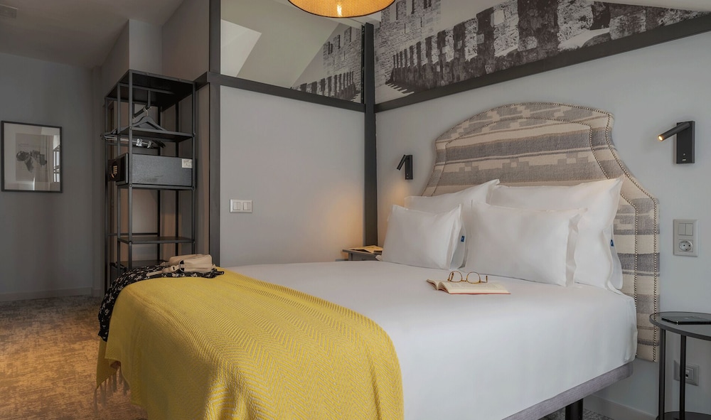 Pousada Alfama — Hotel rooms in Lisbon, Lisboa