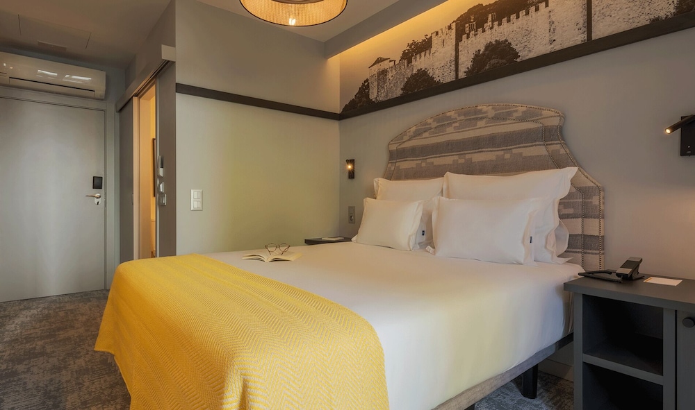 Pousada Alfama — Hotel rooms in Lisbon, Lisboa