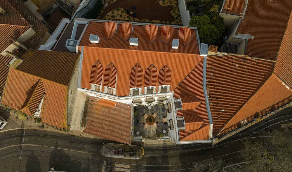 Pousada Alfama — Hotel building in Lisbon, Lisboa