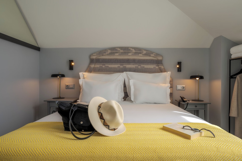 Pousada Alfama — Hotel rooms in Lisbon, Lisboa