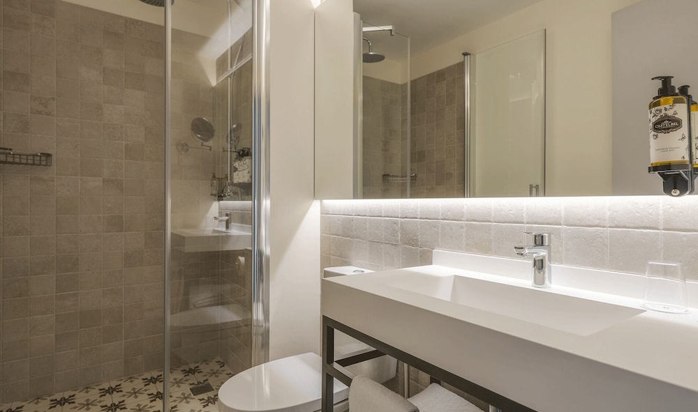 Pousada Alfama — Hotel rooms in Lisbon, Lisboa
