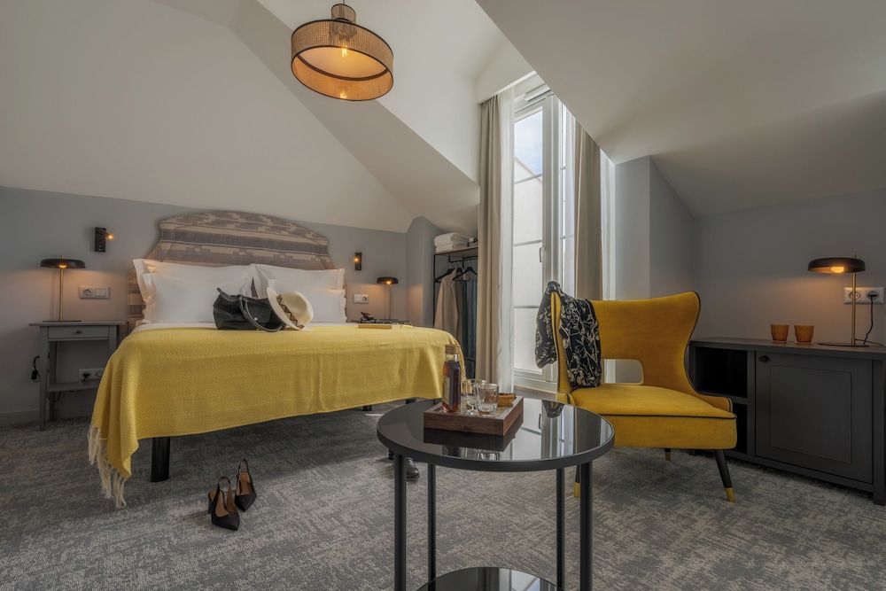Pousada Alfama — Hotel rooms in Lisbon, Lisboa