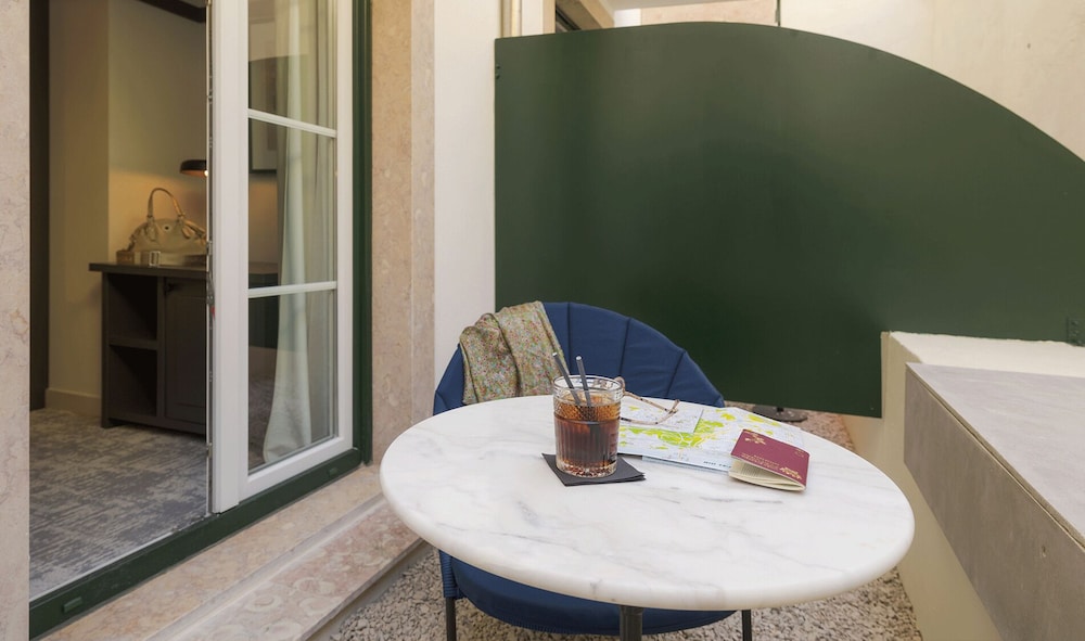 Pousada Alfama — Hotel rooms in Lisbon, Lisboa