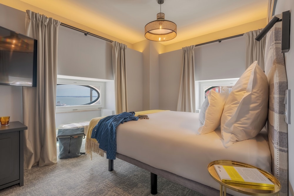 Pousada Alfama — Hotel rooms in Lisbon, Lisboa
