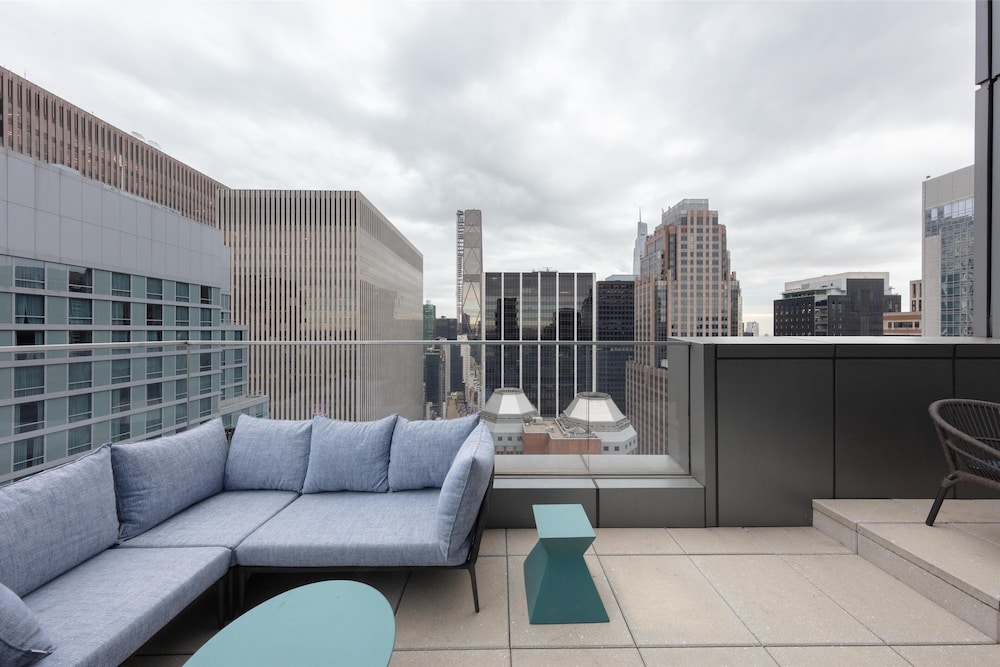 Tempo by Hilton New York Times Square — Attractions in the area in New York City, New York State